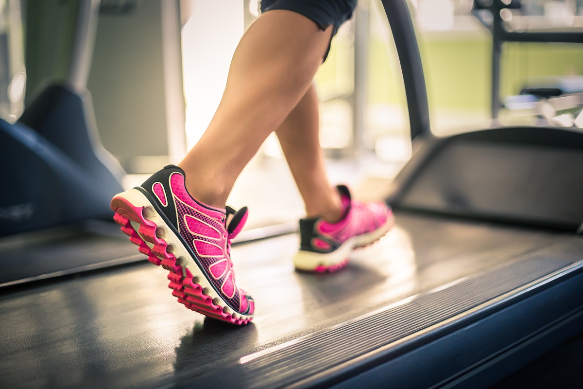 SPORT chiar la tine acasă – 5 echipamente moderne și compatibile cu activitățile fizice de apartament