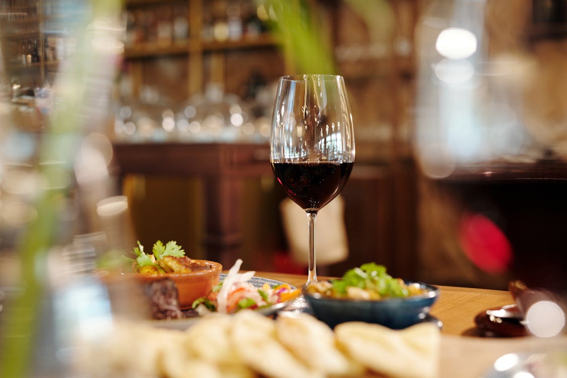 Inovații în catering: box-urile speciale pentru evenimente corporate mici