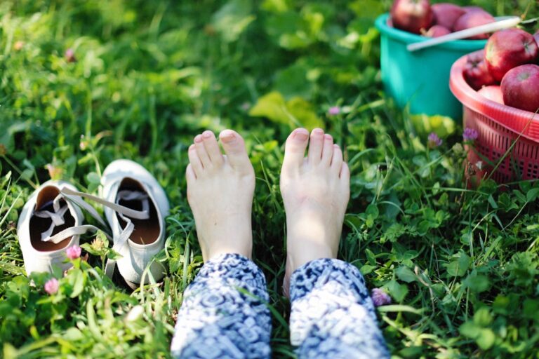 Photo Remedii Pentru Picioare Umflate - Swollen Feet Remedies