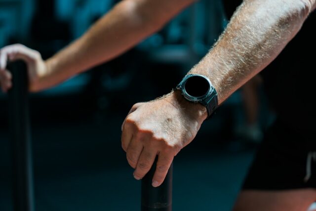 Photo fitness program tracking