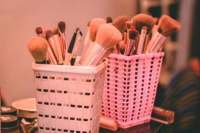 Retinol, niacinamidă și acid hialuronic: ce fac de fapt în rutina ta de îngrijire